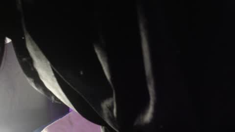 Snapshot of liss_petty chatting on December 16, 5:06 am Liss online show from December 16, 5:06 am