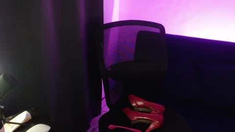 Snapshot of liss_petty chatting on January 25, 7:06 am Liss online show from January 25, 7:06 am