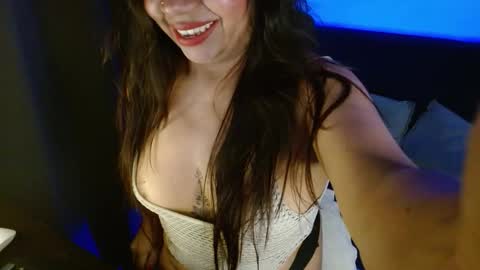 Snapshot of liss_petty chatting on November 30, 6:39 am Liss online show from November 30, 6:39 am