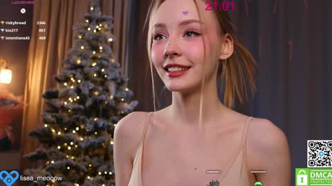 Snapshot of lissa_meooow chatting on January 21, 6:43 am your Liza again. Next stream Dec. 1 at 2 or 3 GMT online show from January 21, 6:43 am