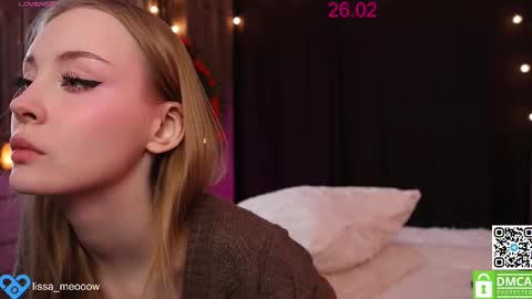 Snapshot of lissa_meooow chatting on February 26, 3:53 am your Liza again. Next stream Dec. 1 at 2 or 3 GMT online show from February 26, 3:53 am