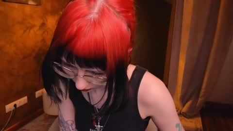 Snapshot of lissaros chatting on February 17, 5:04 am lissaros online show from February 17, 5:04 am