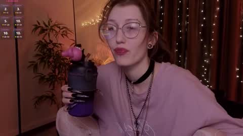 Snapshot of lissaros chatting on December 14, 5:35 am lissaros online show from December 14, 5:35 am