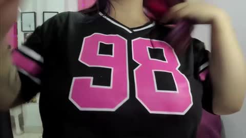 Snapshot of lissavillalobos chatting on November 23, 9:58 pm lissa online show from November 23, 9:58 pm