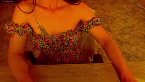 Snapshot of lisstaylor chatting on September 25, 4:00 pm Liss online show from September 25, 4:00 pm