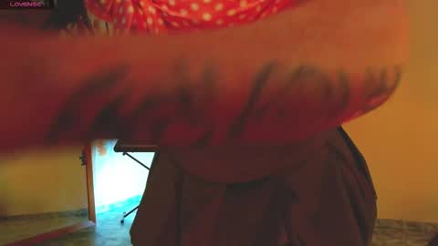 Snapshot of lisstaylor chatting on November 10, 5:12 pm Liss online show from November 10, 5:12 pm