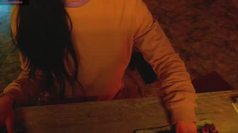 Snapshot of lisstaylor chatting on November 16, 2:39 am Liss online show from November 16, 2:39 am