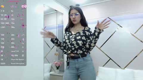 Snapshot of lita_rogers chatting on December 9, 2:39 pm Lita online show from December 9, 2:39 pm