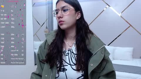 Snapshot of lita_rogers chatting on January 2, 1:30 pm Lita online show from January 2, 1:30 pm