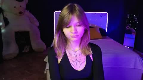 Snapshot of litabrom chatting on November 12, 2:23 am Lena online show from November 12, 2:23 am