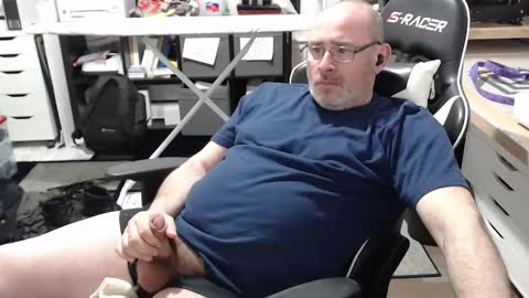 Snapshot of litemike7 chatting on March 3, 3:19 am litemike7 online show from March 3, 3:19 am