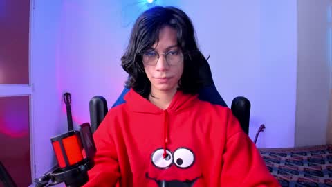 Snapshot of literateboy chatting on January 9, 11:14 am Literateboy online show from January 9, 11:14 am