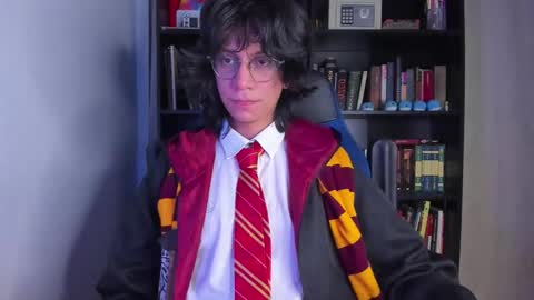 Snapshot of literateboy chatting on November 1, 12:45 am Literateboy online show from November 1, 12:45 am