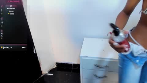 Ashley online show from December 19, 7:07 pm