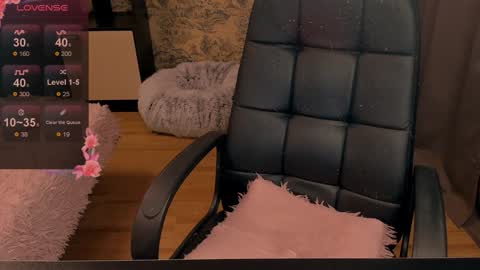 little__boss online show from January 11, 9:57 pm