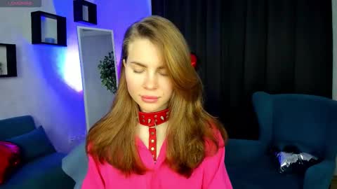 Snapshot of little__isabel chatting on February 19, 1:34 am Isabel online show from February 19, 1:34 am