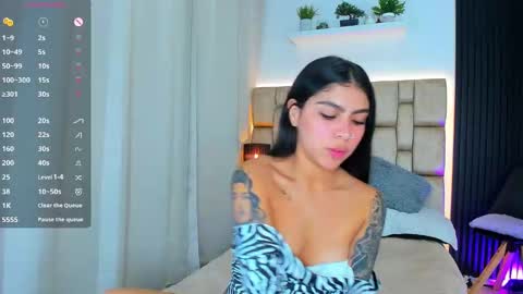 Snapshot of little__sophie18 chatting on September 17, 7:48 pm Sophie ---- connected from 1400 to 2100 Colombia time online show from September 17, 7:48 pm