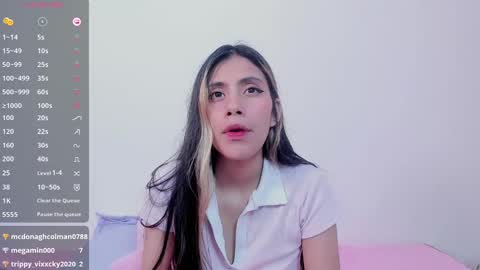 Snapshot of little_angelhot chatting on December 25, 10:06 am angelica online show from December 25, 10:06 am