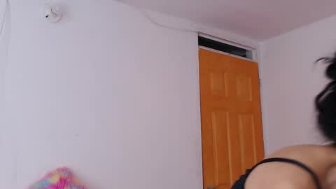 TU ANGELITO online show from October 19, 1:06 am