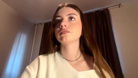Snapshot of little_anioneta chatting on September 21, 2:02 am Catherine online show from September 21, 2:02 am