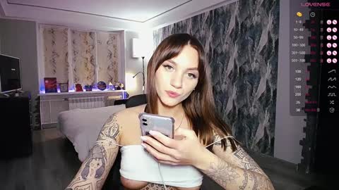 Birdy online show from January 2, 4:24 pm