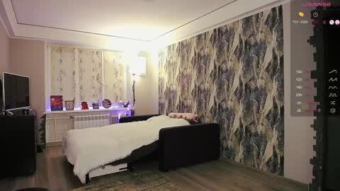 Birdy online show from January 25, 1:41 pm