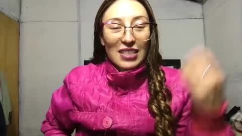 Snapshot of little_devil_diablita90 chatting on October 5, 1:48 am Diablita online show from October 5, 1:48 am