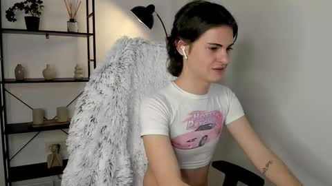 Daniel online show from February 4, 8:03 pm