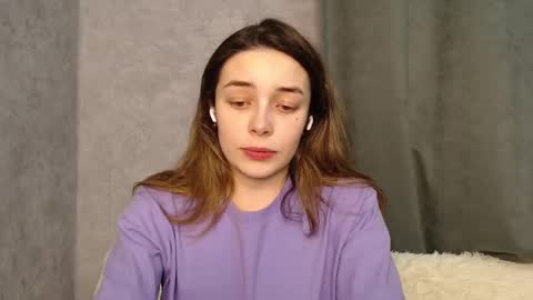 Mia   Im online every day 1530 PM in New York  2030 PM in London online show from December 26, 9:26 pm