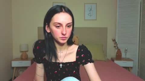 little_mollee online show from October 13, 8:53 pm