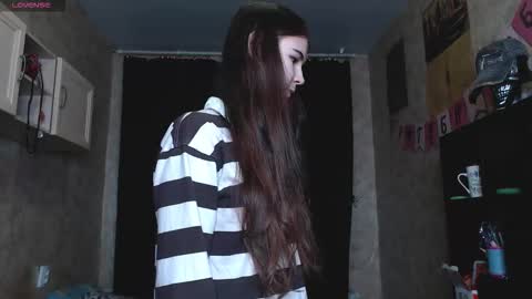 Alice.. online show from October 3, 6:49 pm