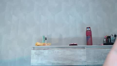 Adaline online show from April 16, 9:39 pm