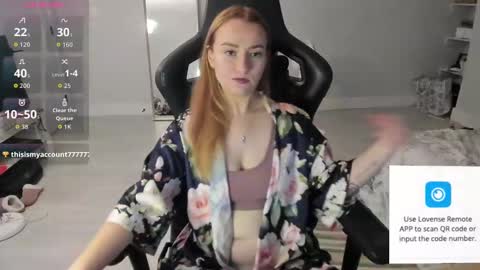 Snapshot of little_redxx chatting on November 3, 11:59 pm little redxx online show from November 3, 11:59 pm