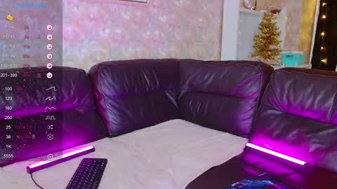 Snapshot of little_rockk chatting on November 30, 7:01 am little_rockk online show from November 30, 7:01 am