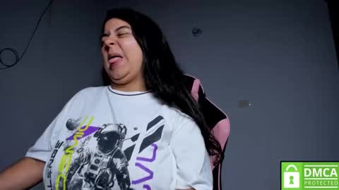 Shaara  online show from November 1, 8:49 am