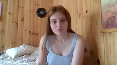 little_shygirl_ online show from September 12, 12:16 pm