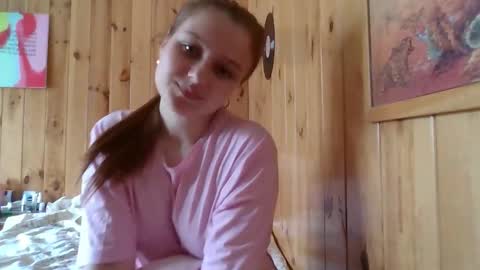 little_shygirl_ online show from September 17, 9:33 am