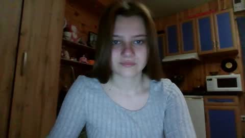 little_shygirl_ online show from October 16, 2:12 am