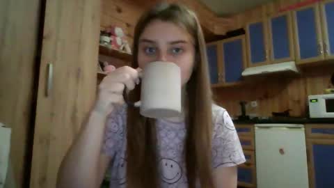 Snapshot of little_shygirl_ chatting on November 11, 4:56 am little_shygirl_ online show from November 11, 4:56 am