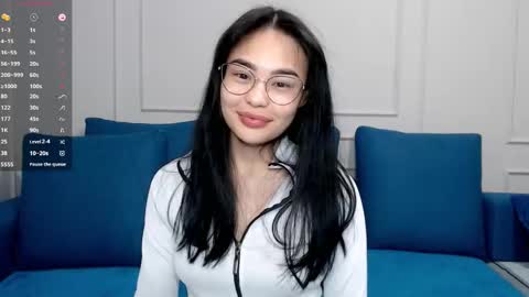 Snapshot of little_v1rgin_angel chatting on March 5, 6:23 pm Kwan online show from March 5, 6:23 pm