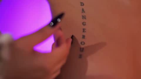 Im your little Velinda  online show from February 1, 6:50 pm