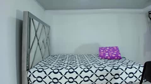 Snapshot of littleabbie chatting on February 27, 12:32 am Abbie online show from February 27, 12:32 am