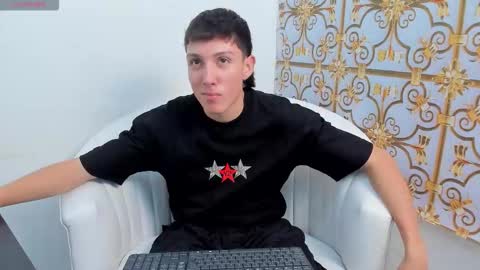 Snapshot of littledanny_ chatting on December 2, 7:20 pm DANNY online show from December 2, 7:20 pm