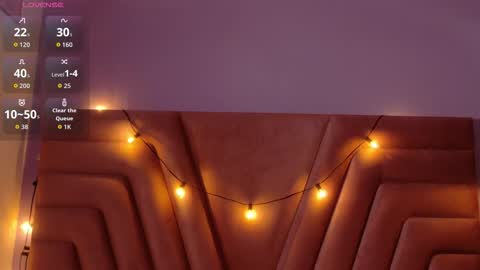 Tania  online show from December 1, 8:03 pm