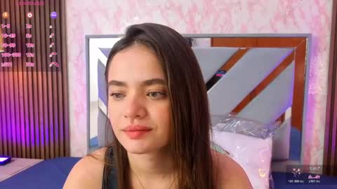 Snapshot of littleesara18 chatting on April 25, 11:13 am Sara online show from April 25, 11:13 am