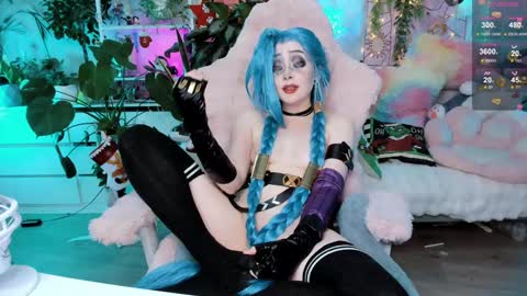 Riza Riri Puff  online show from January 7, 9:14 pm