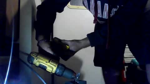 Snapshot of littlegrey376 chatting on February 22, 7:51 am littlegrey376 online show from February 22, 7:51 am