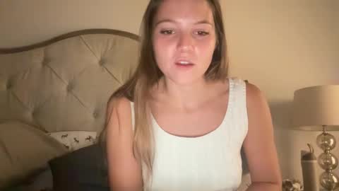 Lila 3 online show from October 4, 2:20 am