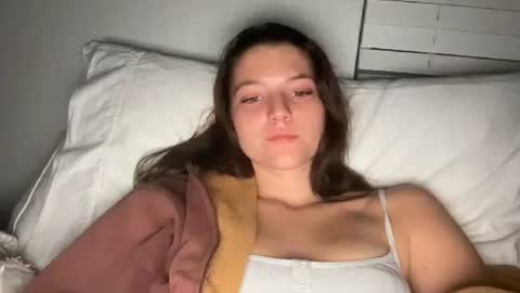 Lila 3 online show from December 5, 4:54 am