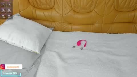 Pinky online show from February 17, 11:40 am